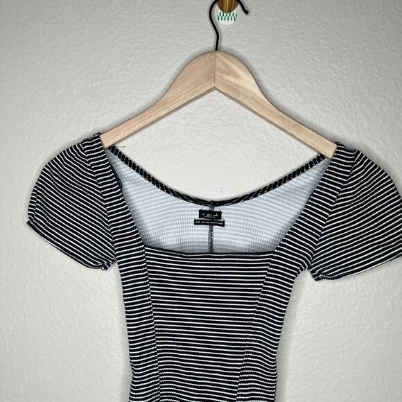 Out from Under Urban Outfitters Black & White Striped Short-Sleeve bodysuit XS - Picture 3 of 9